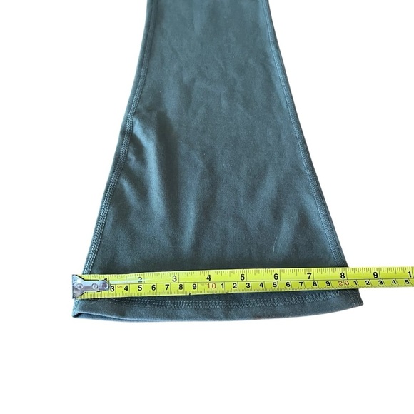 Old Navy Active PowerChill Flare Leggings | High Rise Crossover Waist M Girls - Picture 7 of 9